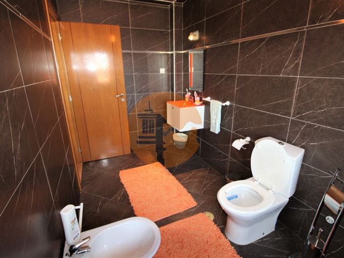 Image No.59-4 Bed House for sale