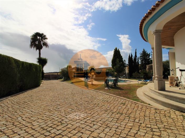 Image No.7-4 Bed House for sale