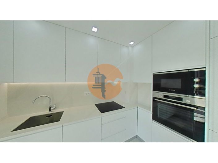 Image No.17-3 Bed Apartment for sale