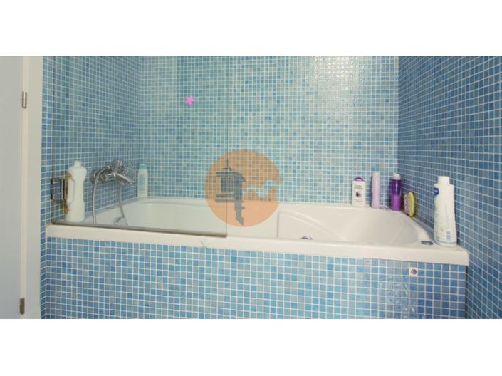 Image No.44-2 Bed Apartment for sale