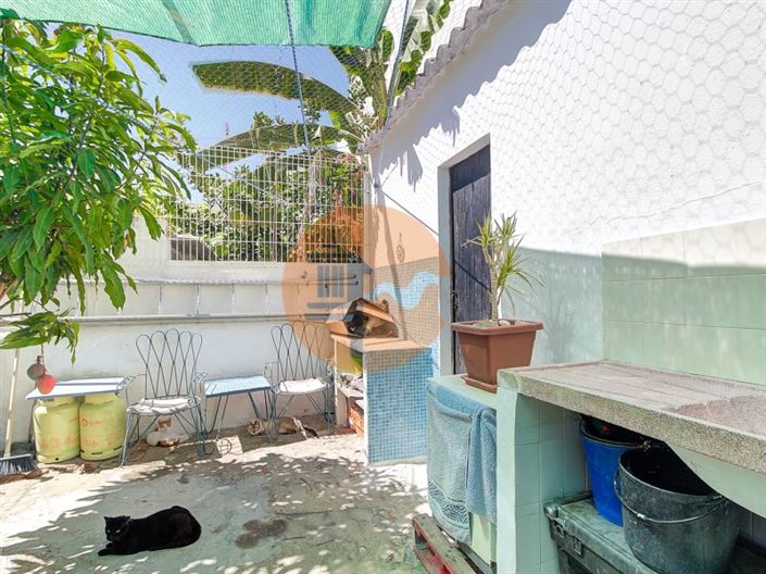 Image No.15-2 Bed House for sale