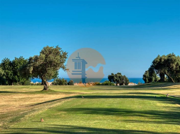 Image No.17-2 Bed House for sale