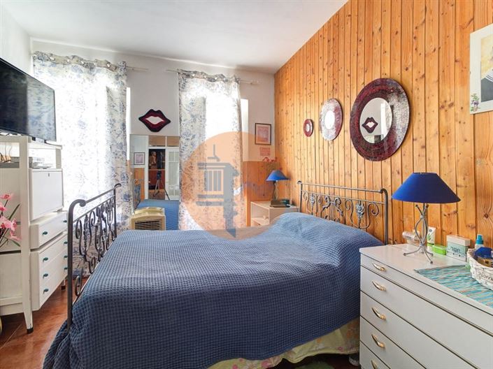 Image No.6-2 Bed House for sale