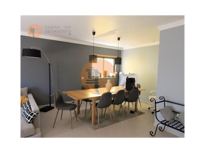 Image No.12-4 Bed House for sale