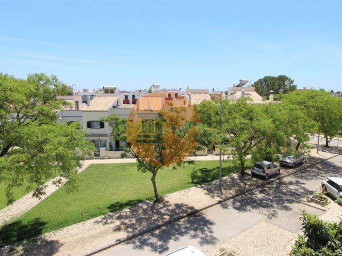 Image No.2-4 Bed House for sale