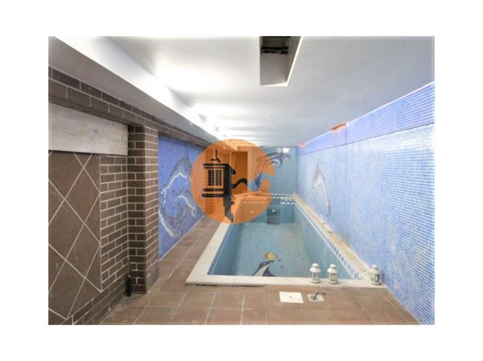 Image No.8-4 Bed House for sale