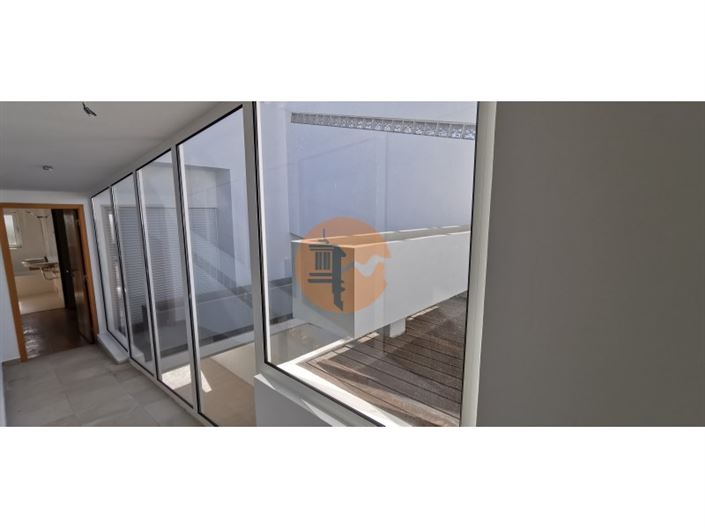 Image No.34-2 Bed House for sale