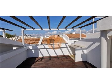 1 - Lagoa, House