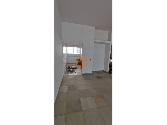 Image No.13-2 Bed House for sale