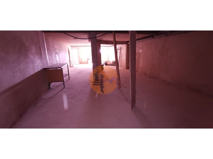 Image No.52-2 Bed House for sale