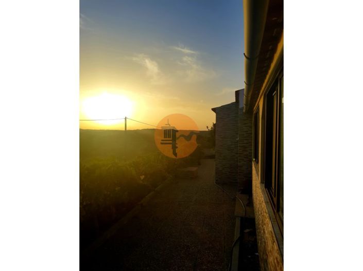 Image No.49-3 Bed House for sale