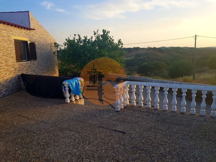 Image No.7-3 Bed House for sale