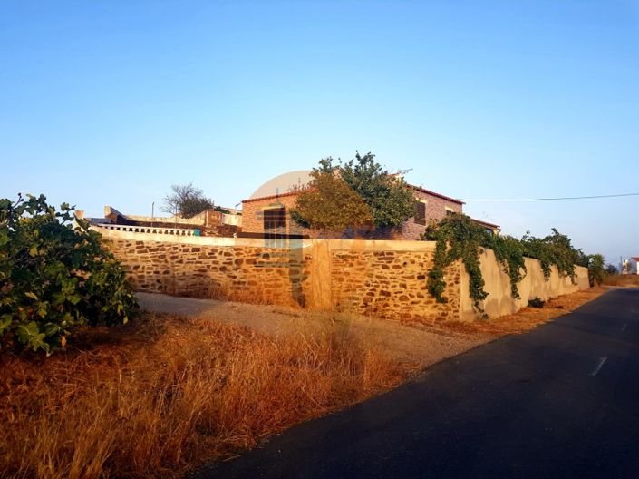 Image No.8-3 Bed House for sale