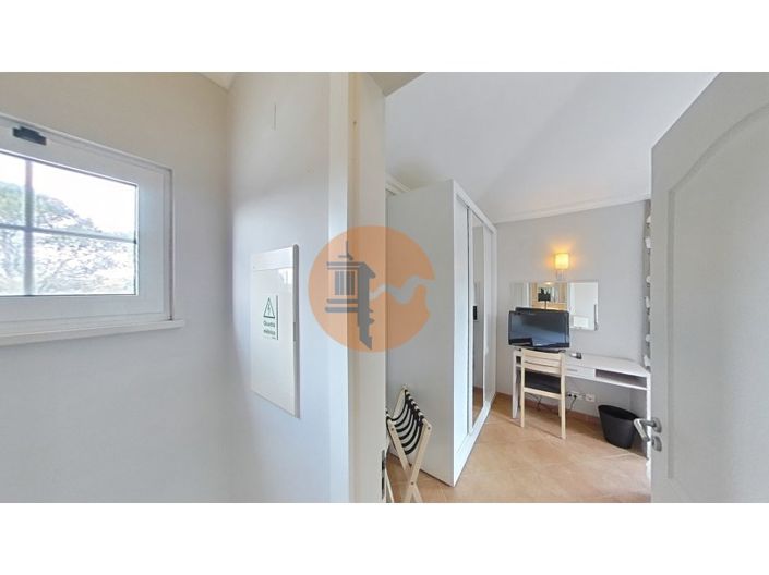 Image No.40-2 Bed House for sale