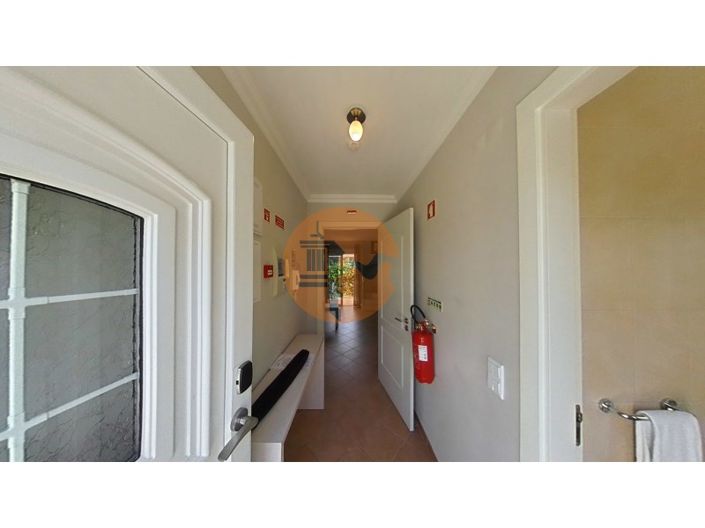 Image No.15-3 Bed House for sale