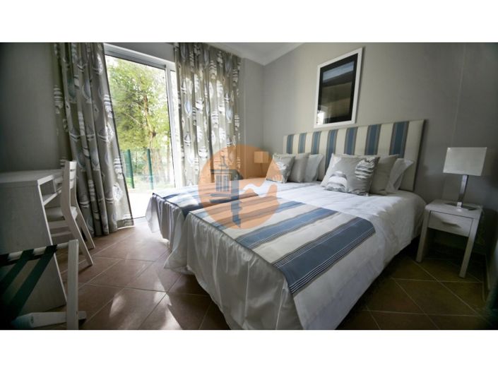 Image No.55-3 Bed House for sale