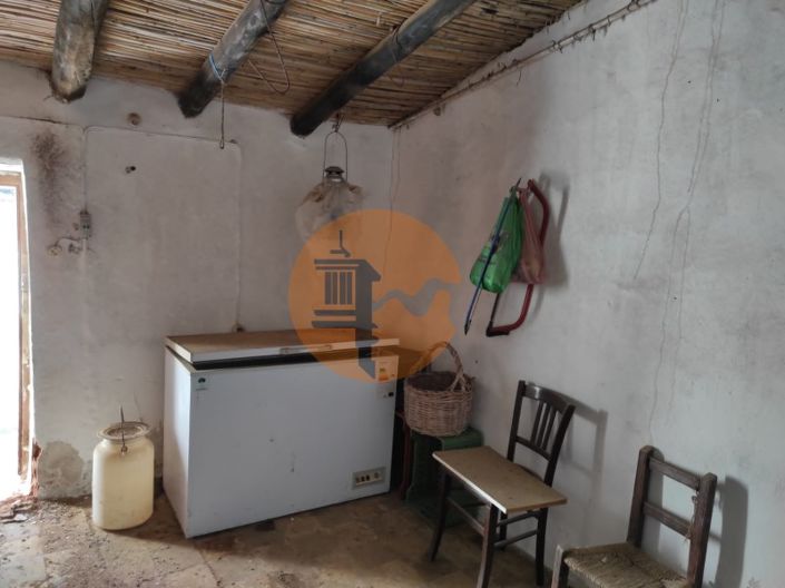 Image No.10-3 Bed House for sale