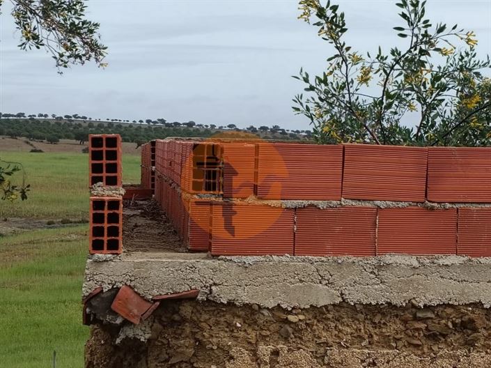 Image No.13-1 Bed House for sale