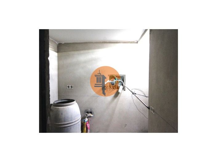 Image No.23-4 Bed House for sale