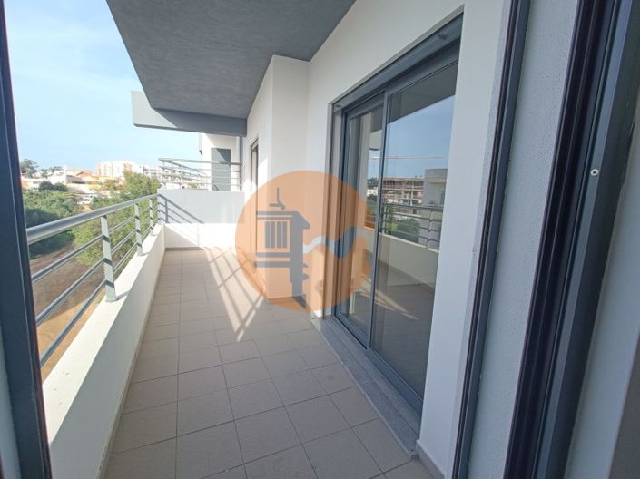 Image No.14-3 Bed Apartment for sale