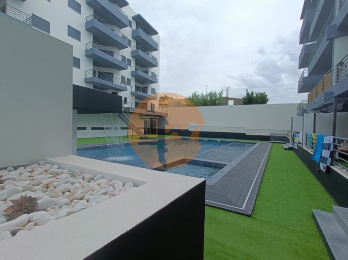 Image No.2-4 Bed Apartment for sale