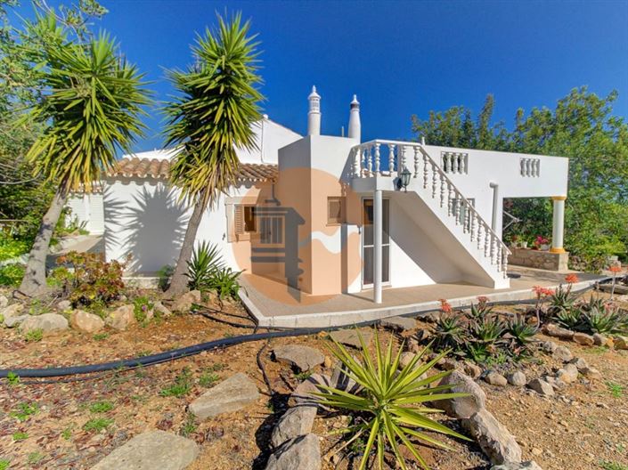 Image No.2-5 Bed Farmhouse for sale