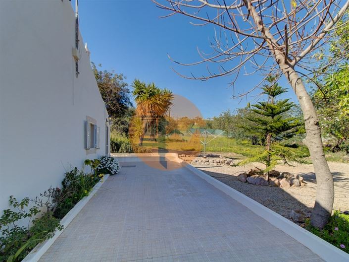 Image No.39-5 Bed Farmhouse for sale