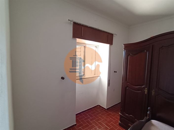 Image No.24-4 Bed Farmhouse for sale