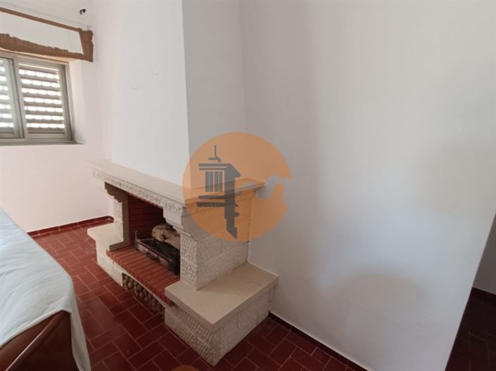 Image No.28-4 Bed Farmhouse for sale