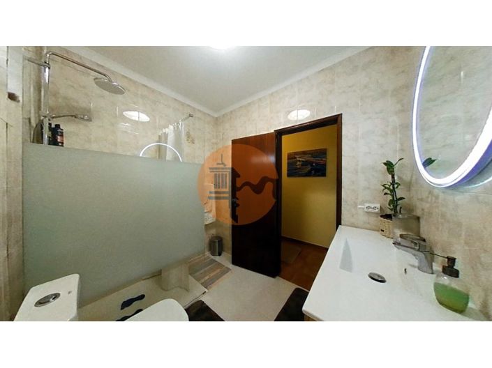 Image No.23-4 Bed House for sale