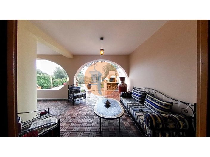 Image No.30-4 Bed House for sale