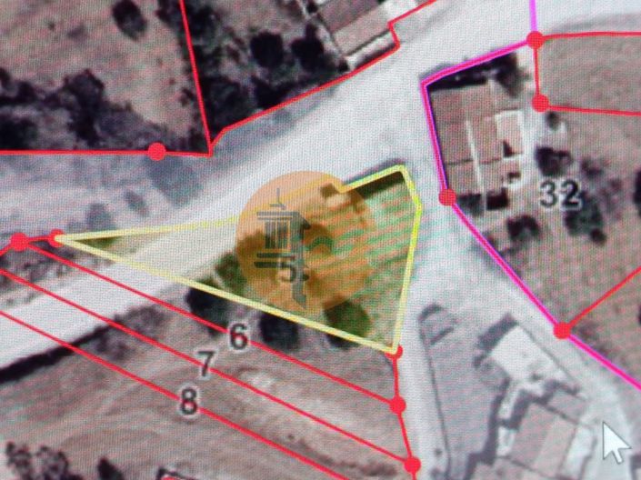 Image No.8-2 Bed House for sale