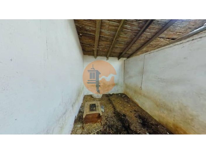 Image No.56-3 Bed House for sale