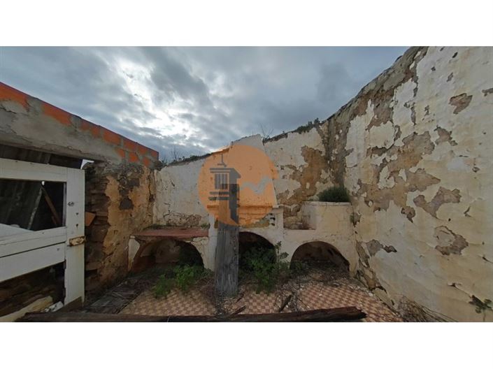 Image No.45-3 Bed House for sale