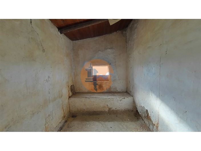 Image No.47-3 Bed House for sale