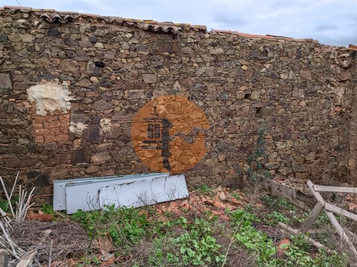 Image No.9-3 Bed House for sale