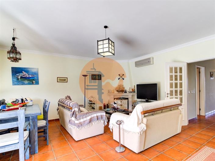 Image No.16-3 Bed House for sale