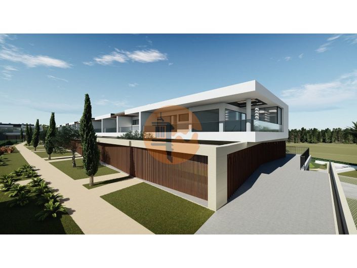 Image No.13-3 Bed House for sale