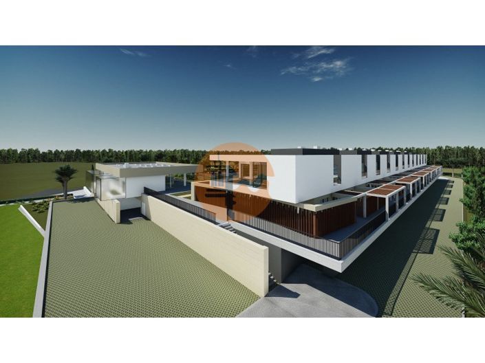 Image No.18-3 Bed House for sale