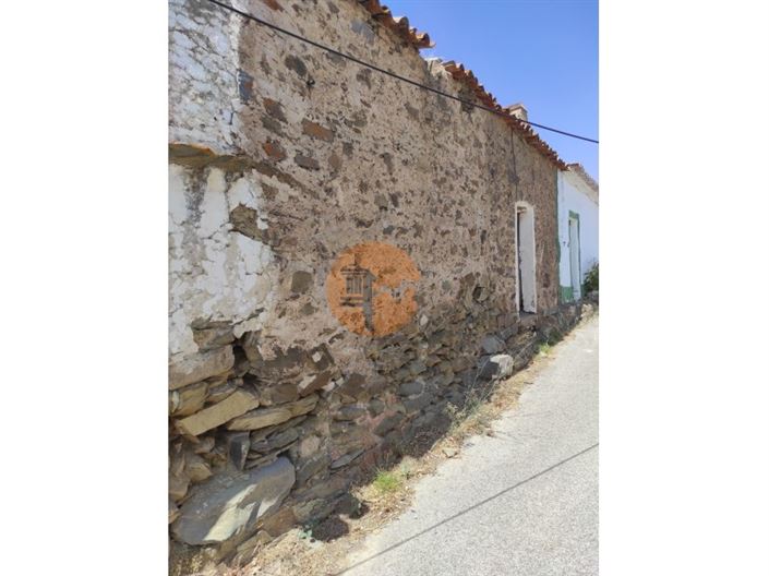 Image No.13-2 Bed House for sale