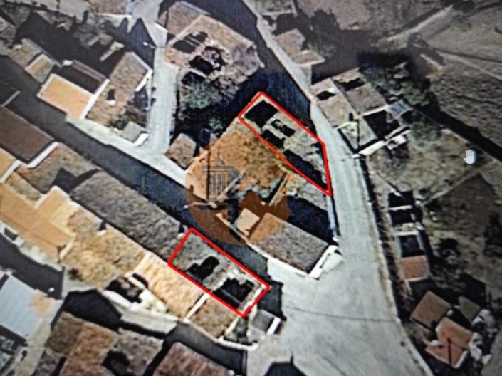 Image No.8-2 Bed House for sale