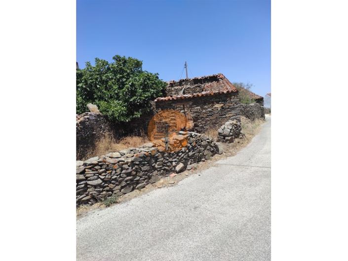 Image No.6-2 Bed House for sale