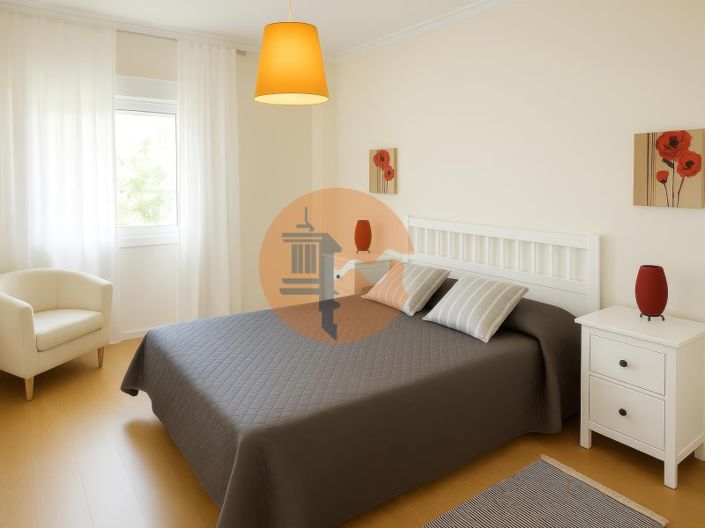 Image No.11-3 Bed Apartment for sale