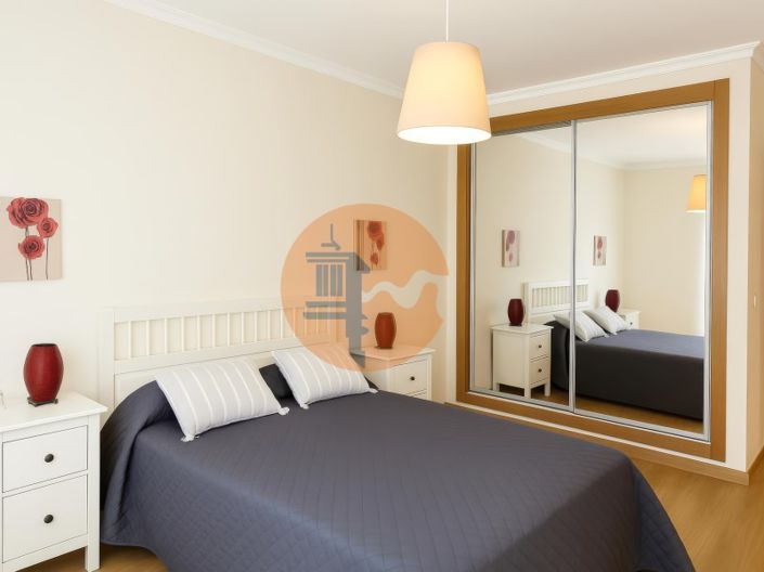 Image No.12-3 Bed Apartment for sale