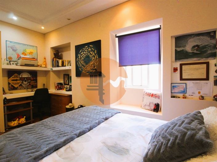 Image No.14-3 Bed House for sale