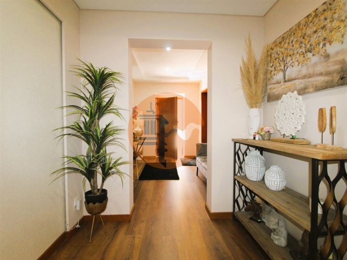 Image No.2-3 Bed House for sale