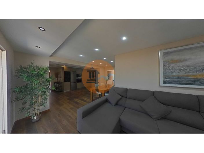 Image No.29-3 Bed House for sale