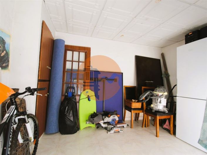 Image No.26-3 Bed House for sale