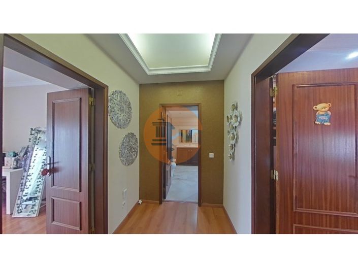 Image No.31-3 Bed House for sale