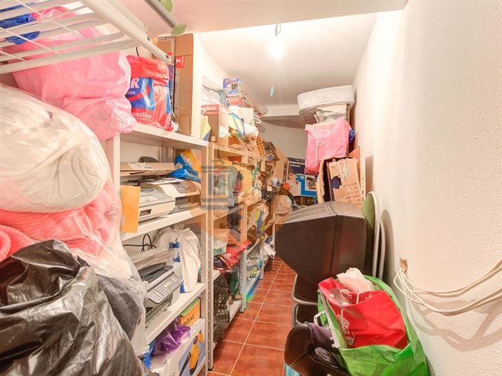 Image No.28-4 Bed House for sale